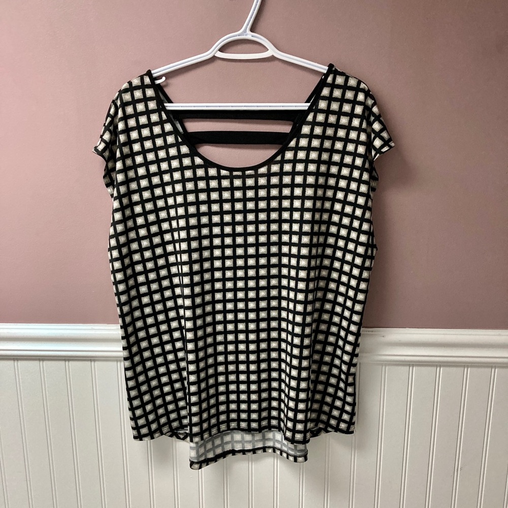 Brody Myles patterned top